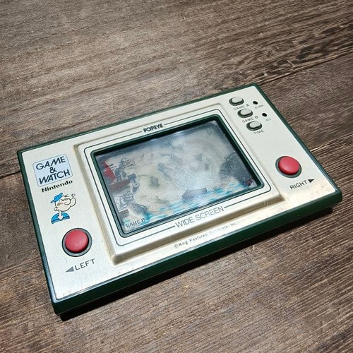 Nintendo game watch - &,